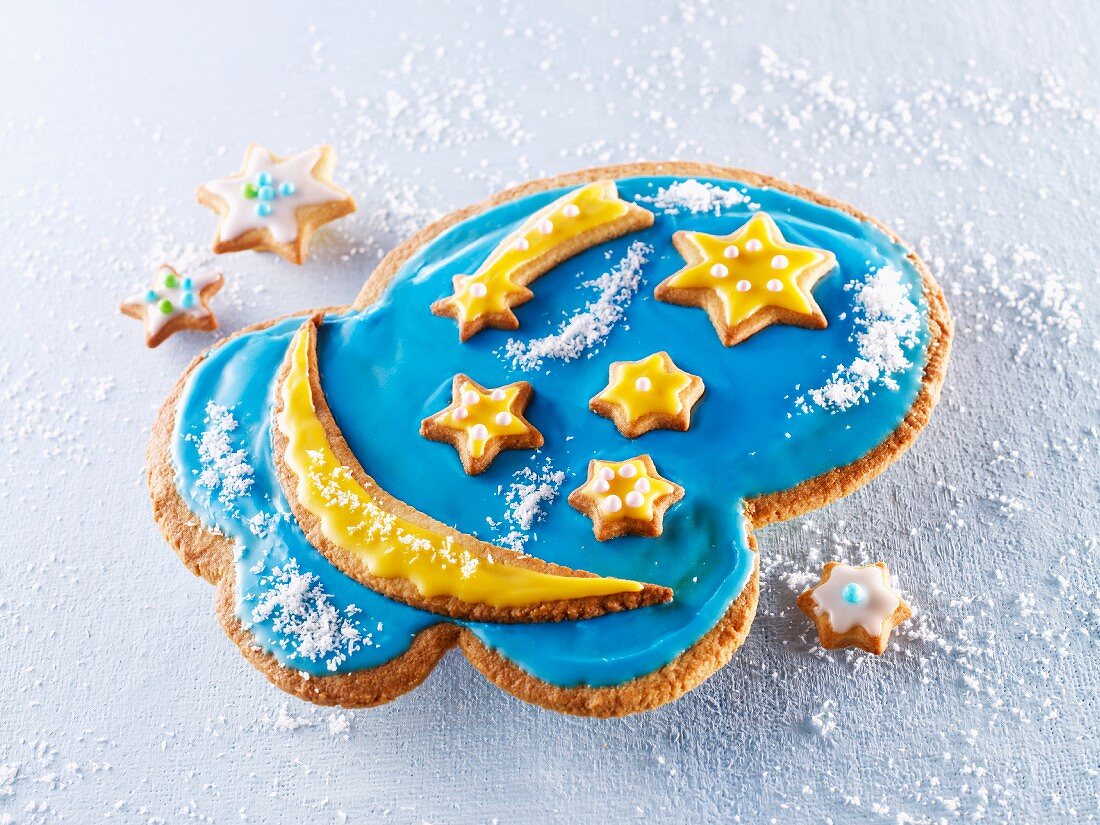 A cloud-shaped biscuit with stars