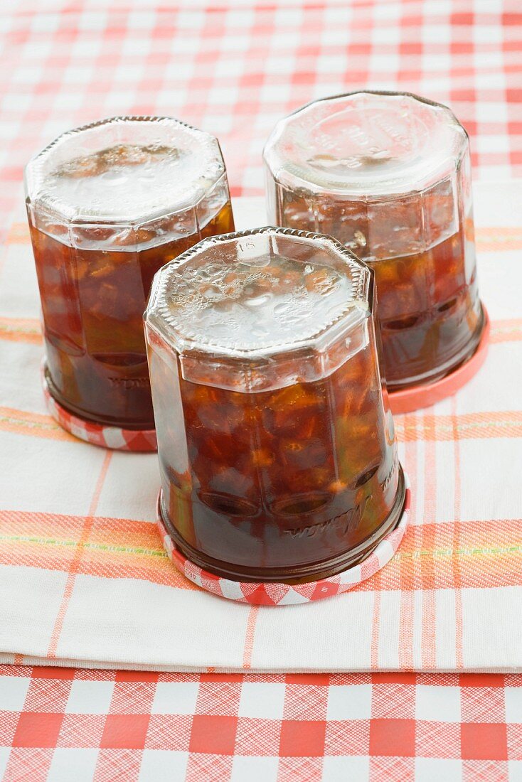 Bergamotte jam in jars turned upside down