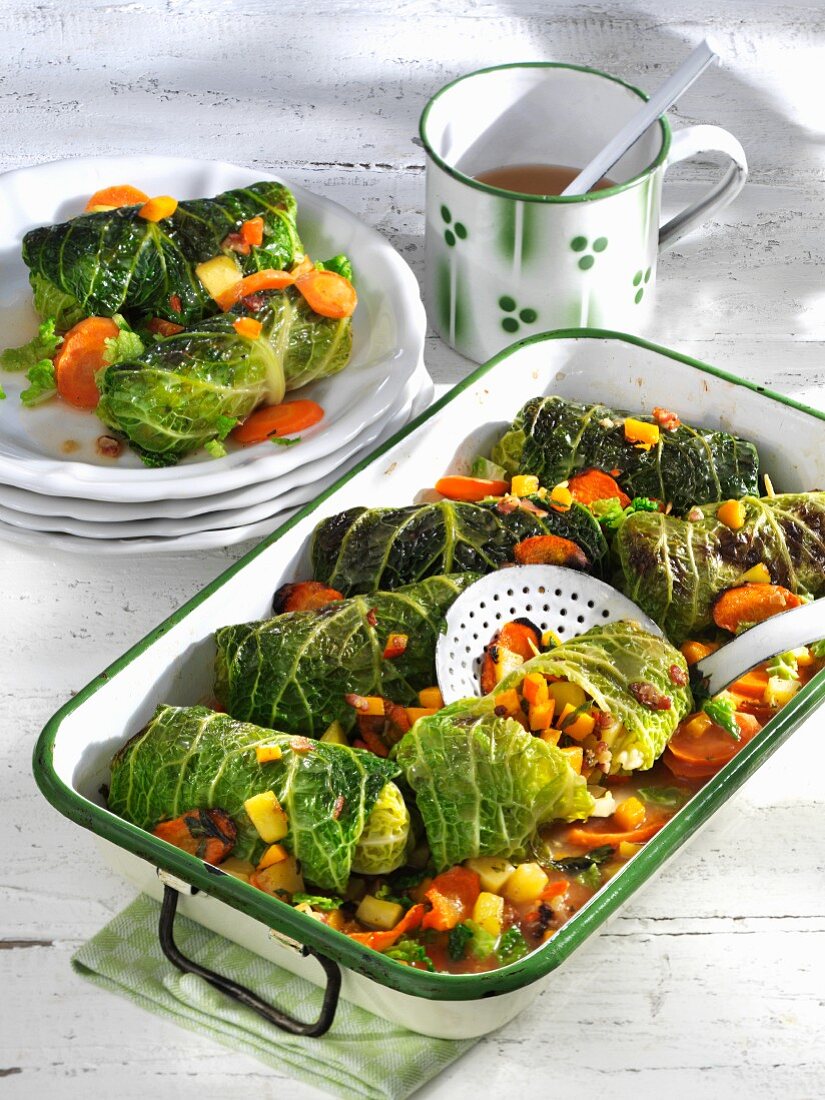 Savoy cabbage roulade with pumpkin and carrots