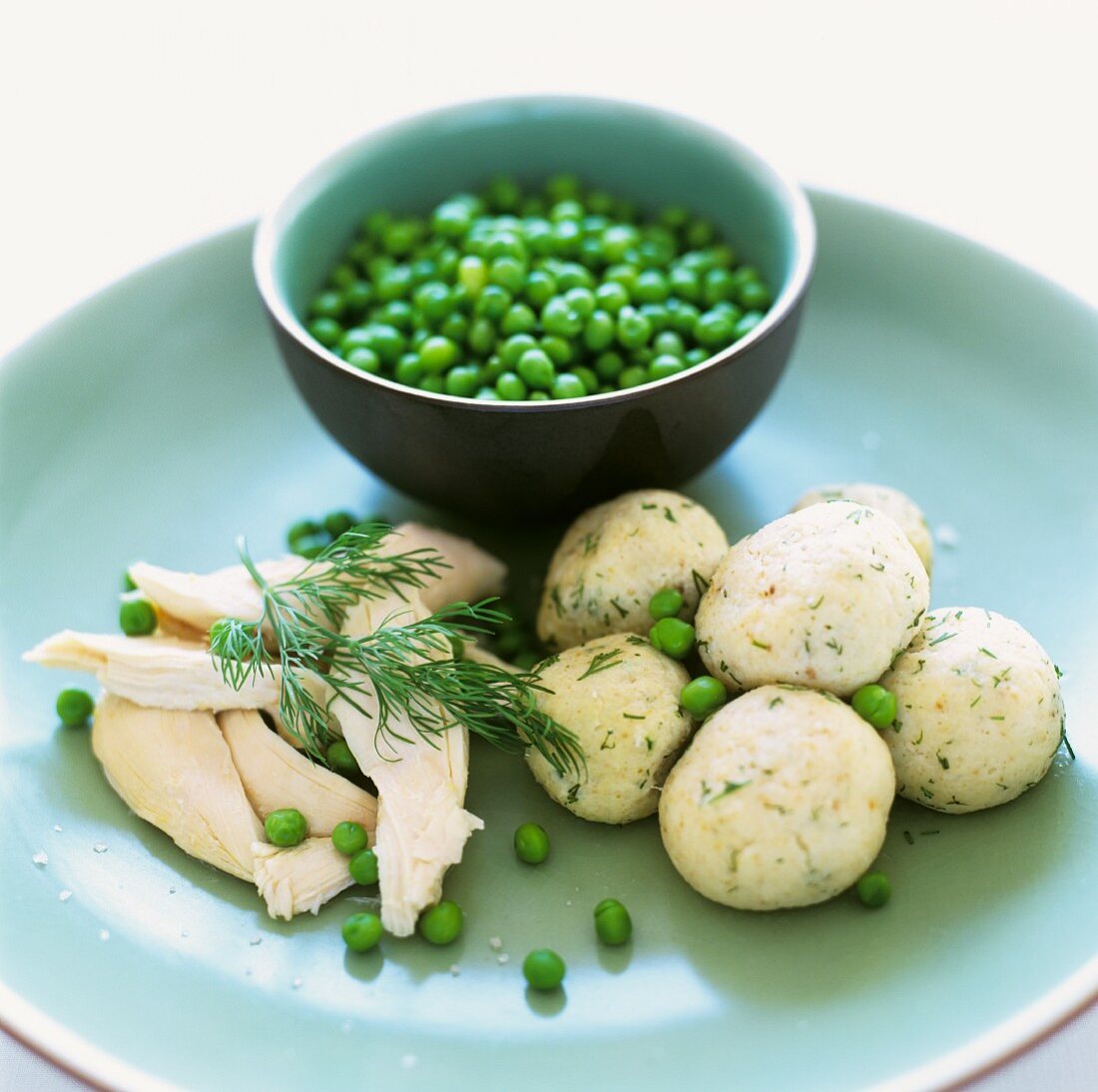 Dill dumplings with chicken and peas (USA)