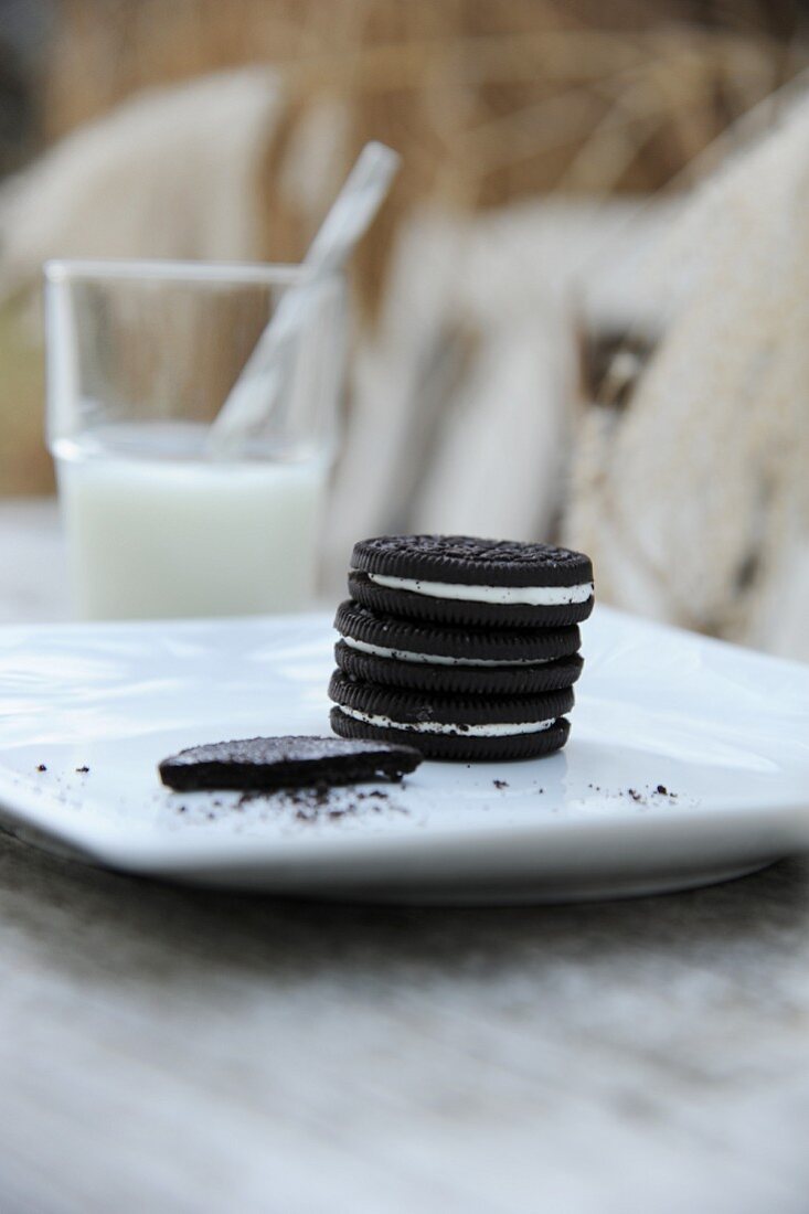 Chocolate biscuits and a glass of milk