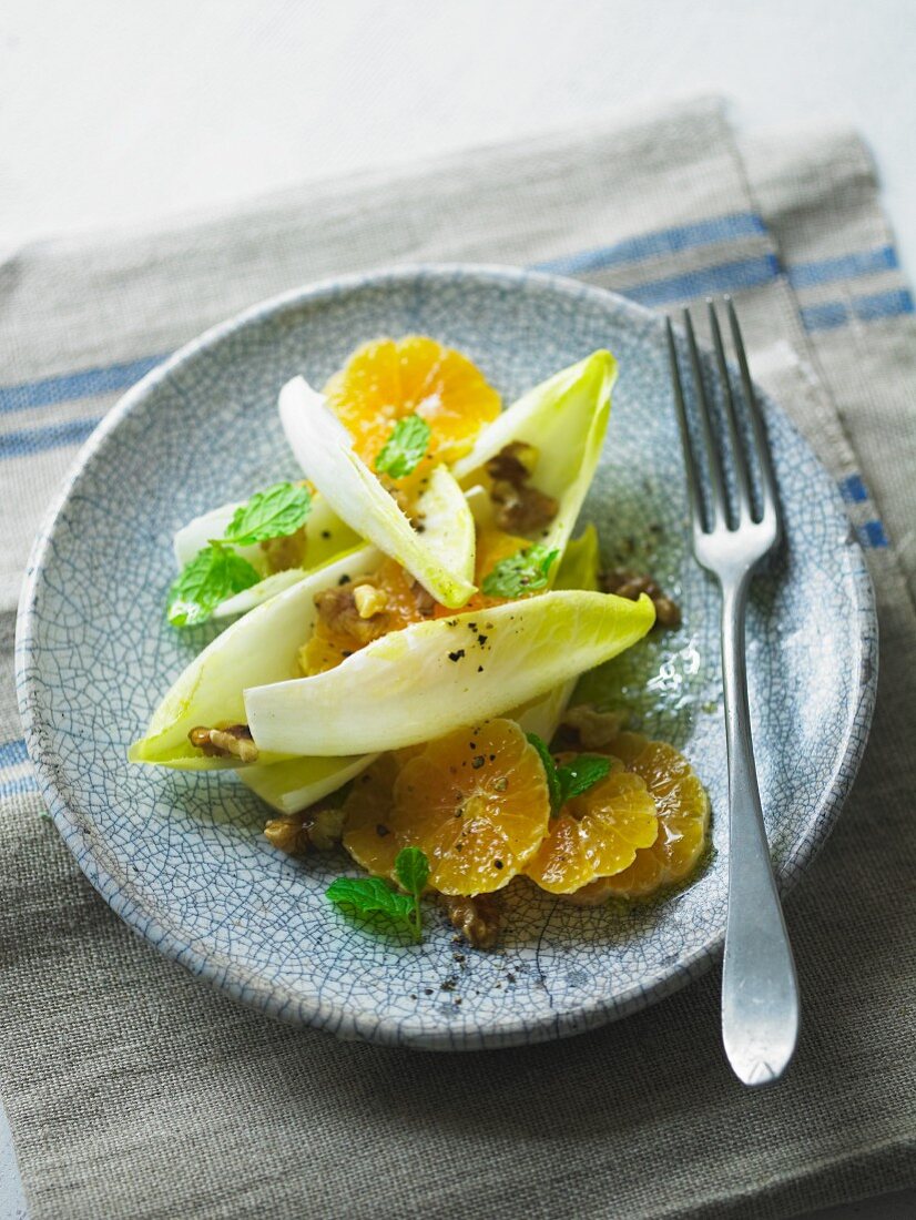 Chicory salad with oranges