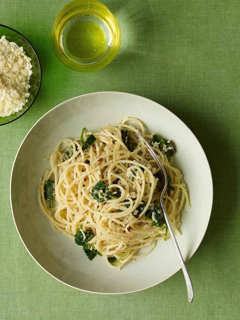 Spaghetti with Parmesan Cheese and Spinach