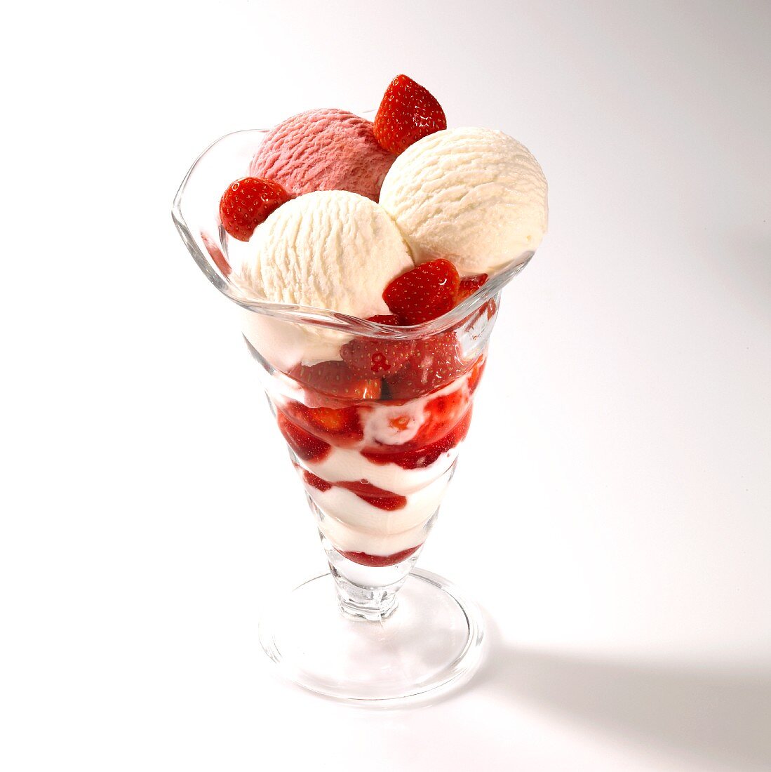 Erdbeer-Joghurt-Eisbecher