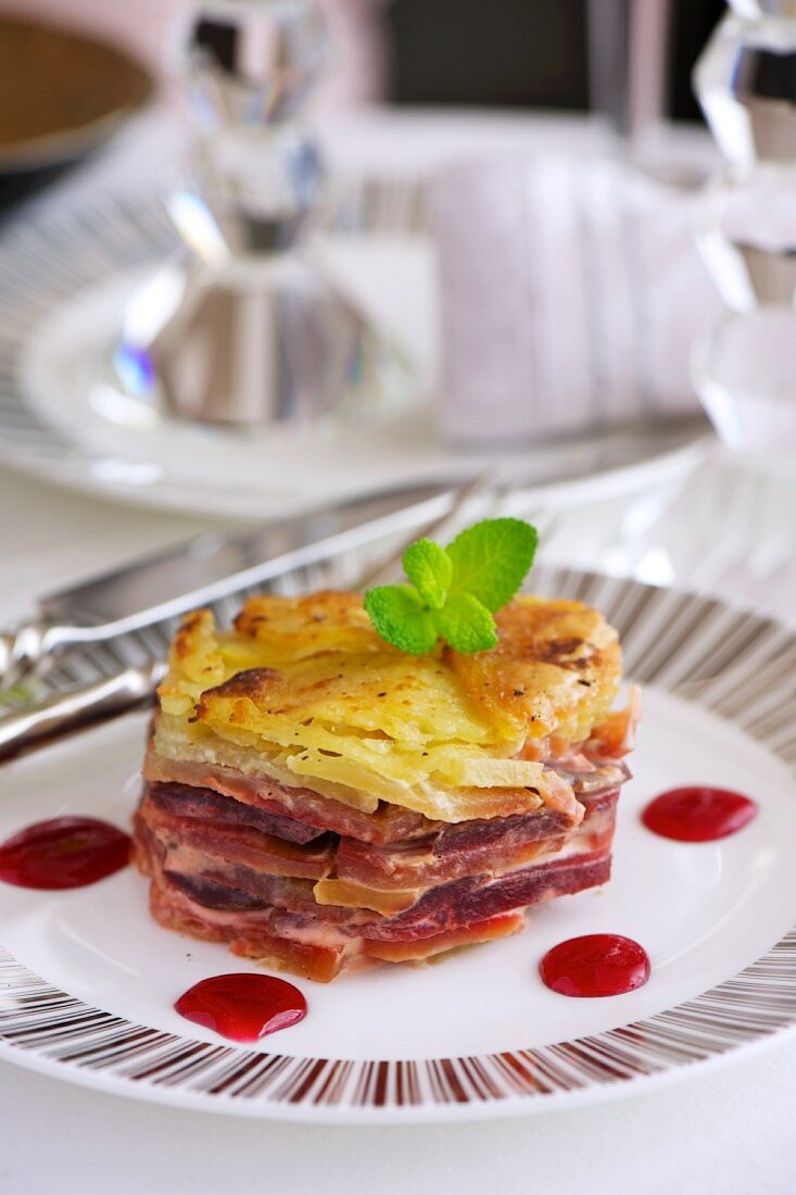 Kartoffelgratin mit Roter Bete