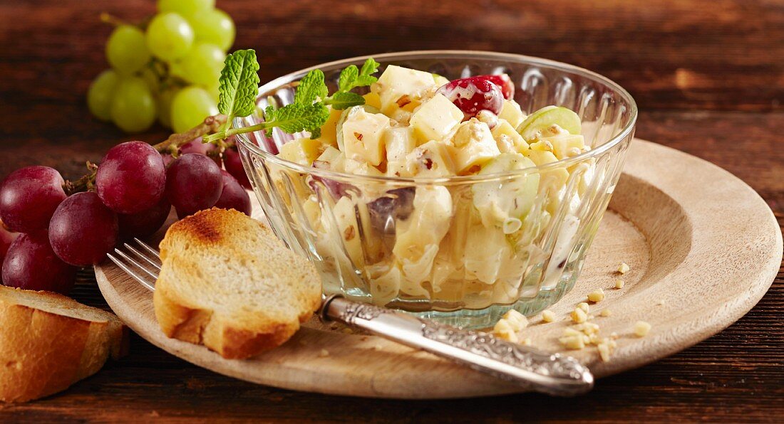Mountain cheese and grape salad