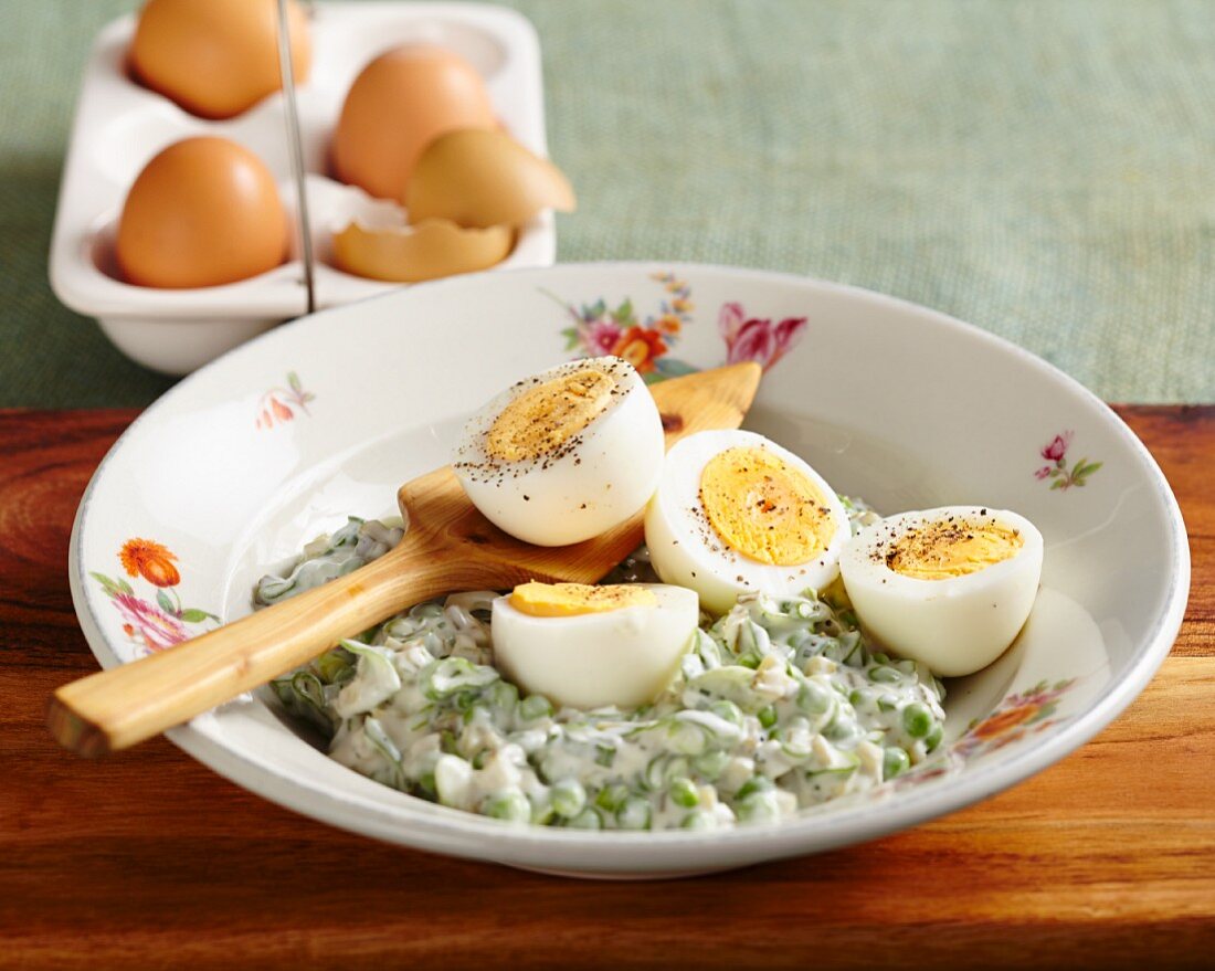 Polish egg salad