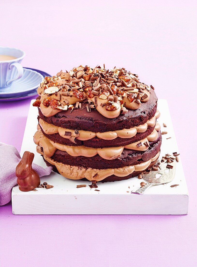 Mocha cake with chocolate cream and almond caramel