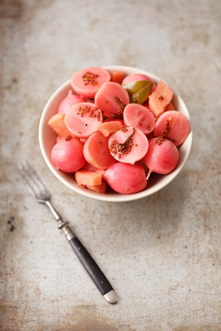 Pickled radishes