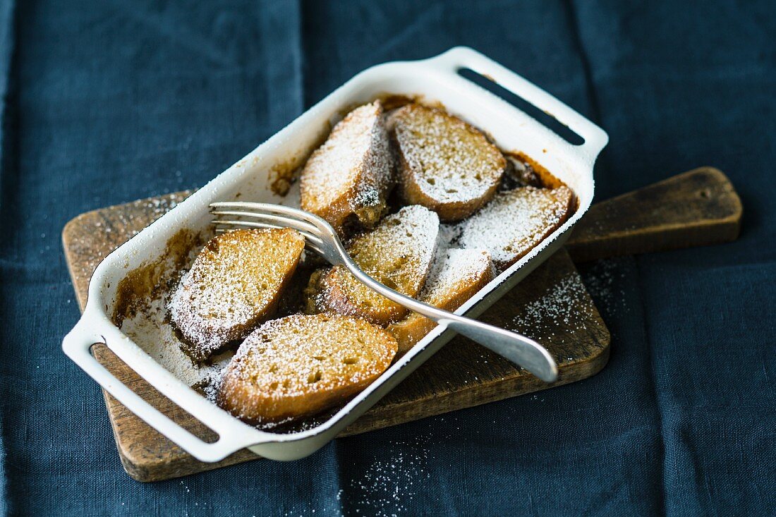 French toast bake with cinnamon