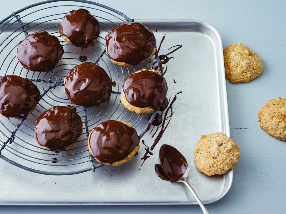 Glutenfeier Lebkuchen mit Schokoladenglasur