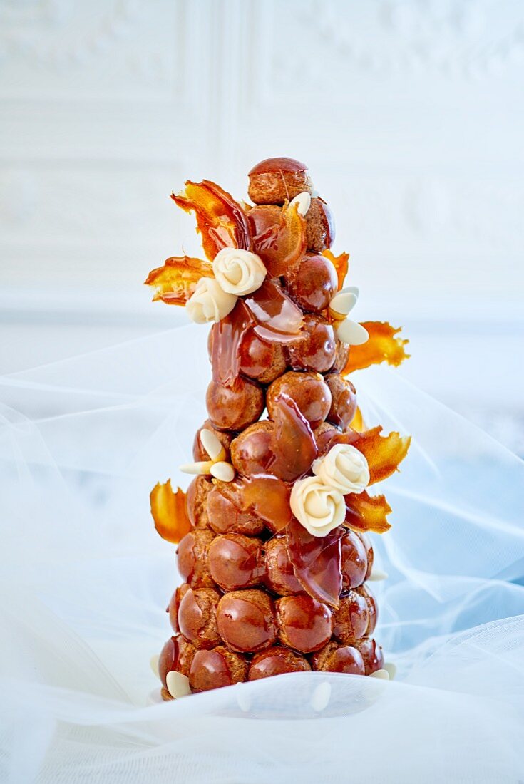 A caramel croquembouche (France)