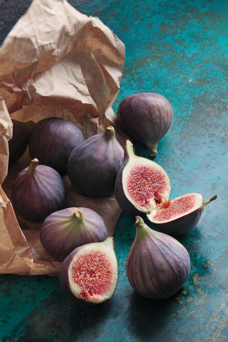 Fresh figs with a paper bag