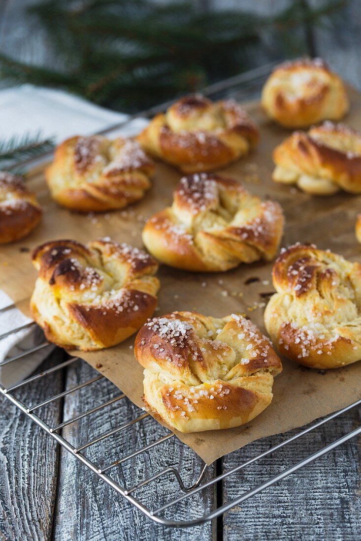 Almond filled pastries with saffron