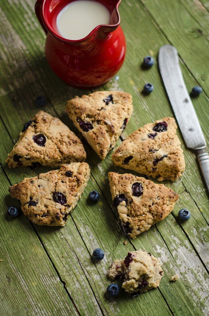 Blueberry and chocolate chips scones