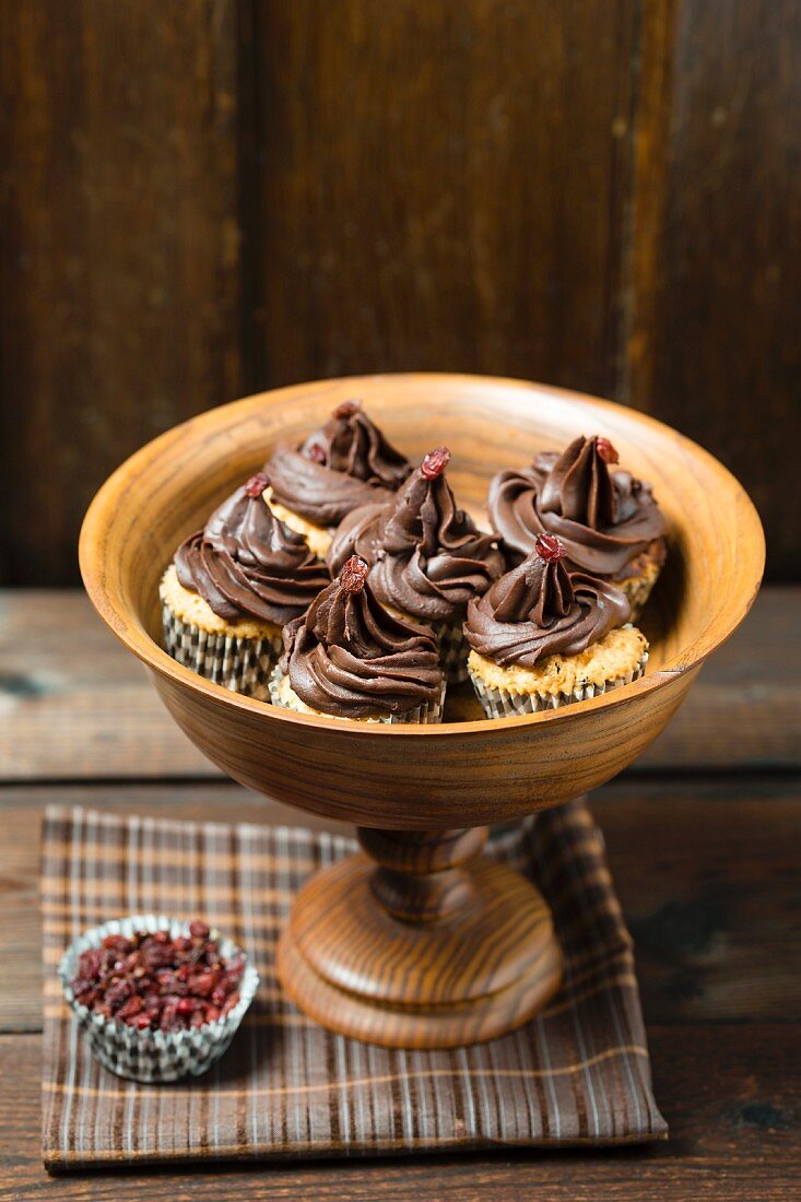 Mini cupcakes with barberries and chocolate ganache