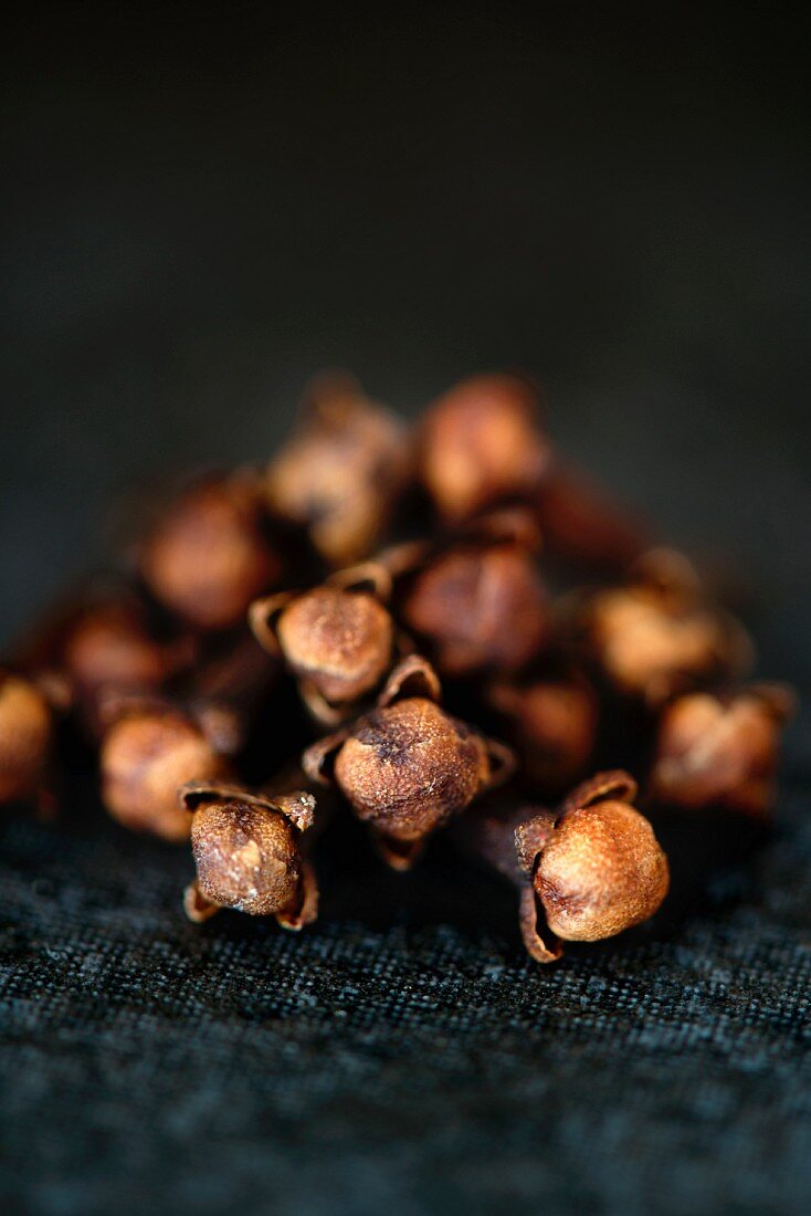 A pile of cloves (close-up)