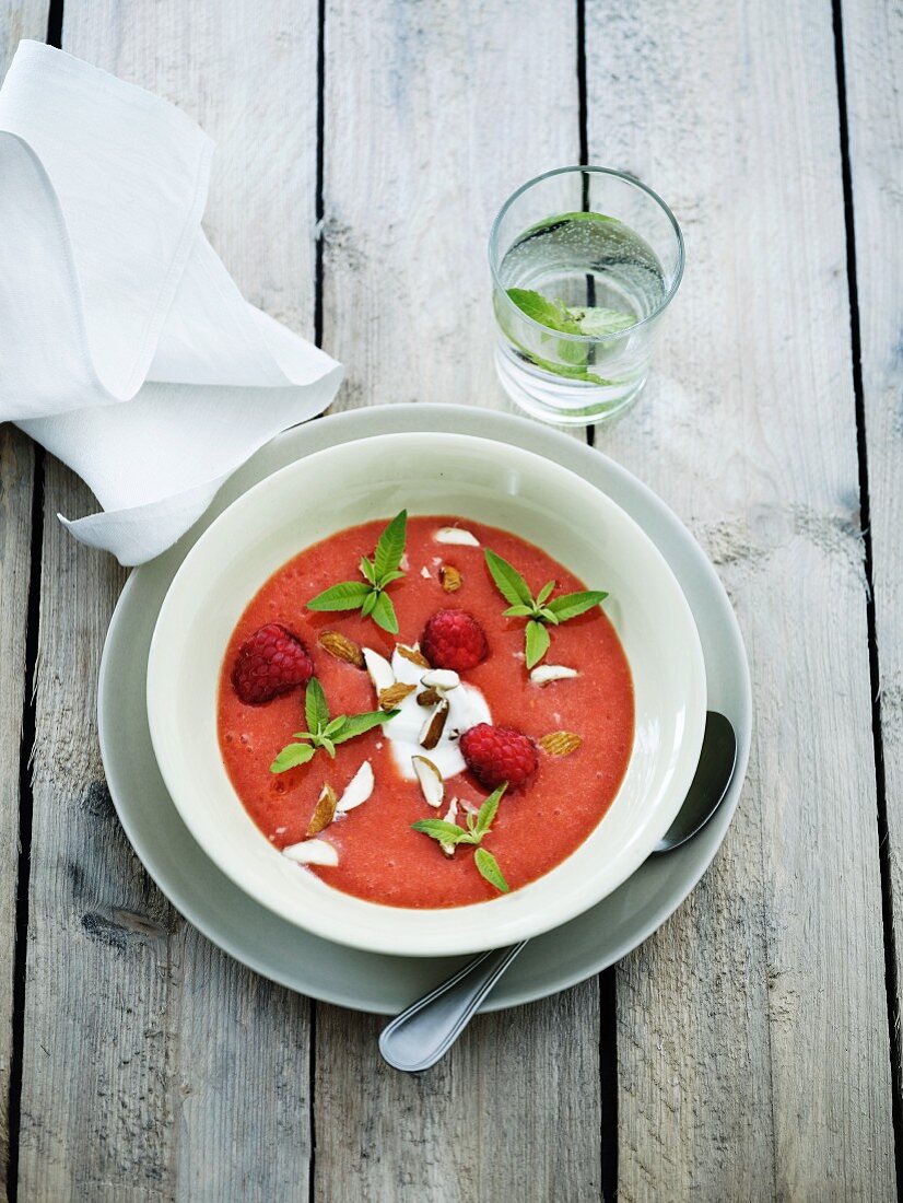 Fruit gazpacho (vegan)