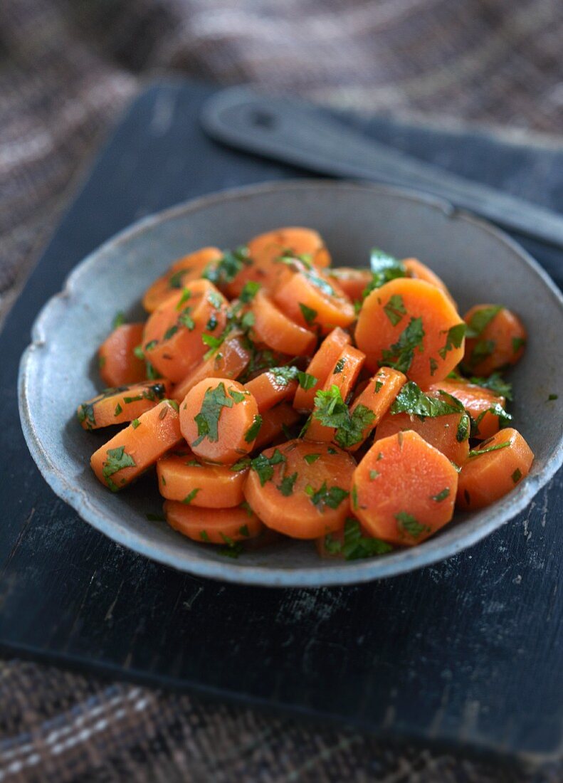 Carrots with coriander (India)