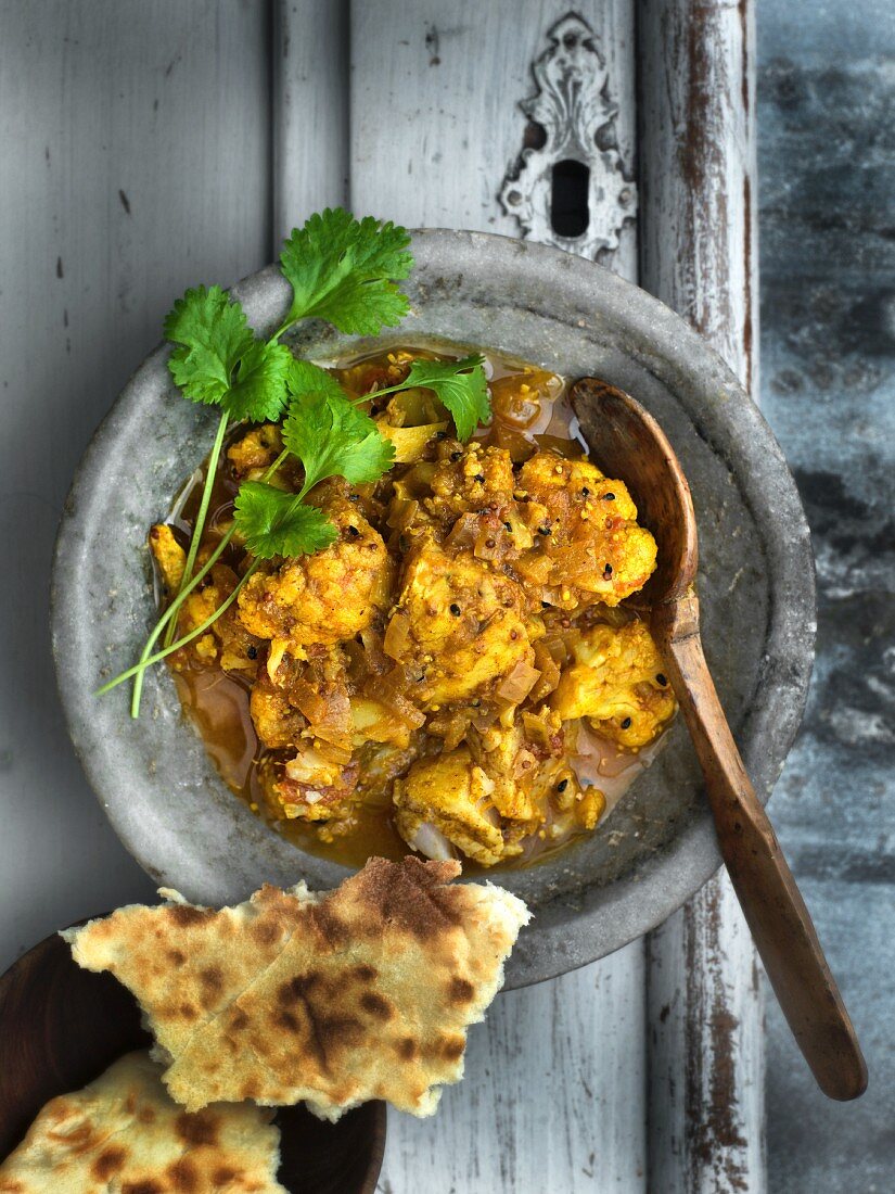 Fischcurry mit Fladenbrot