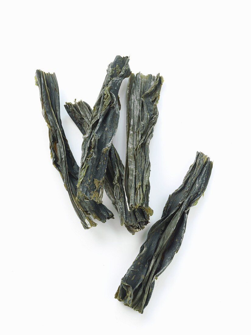 Dried wakame seaweed