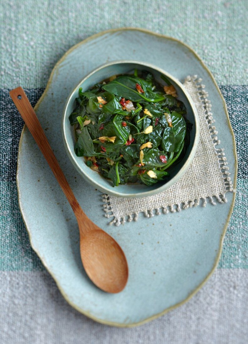 Spicy spinach (China)