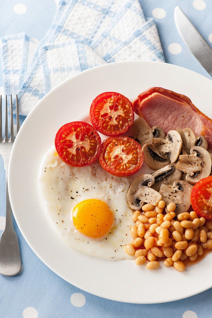 Traditionelles englisches Frühstück