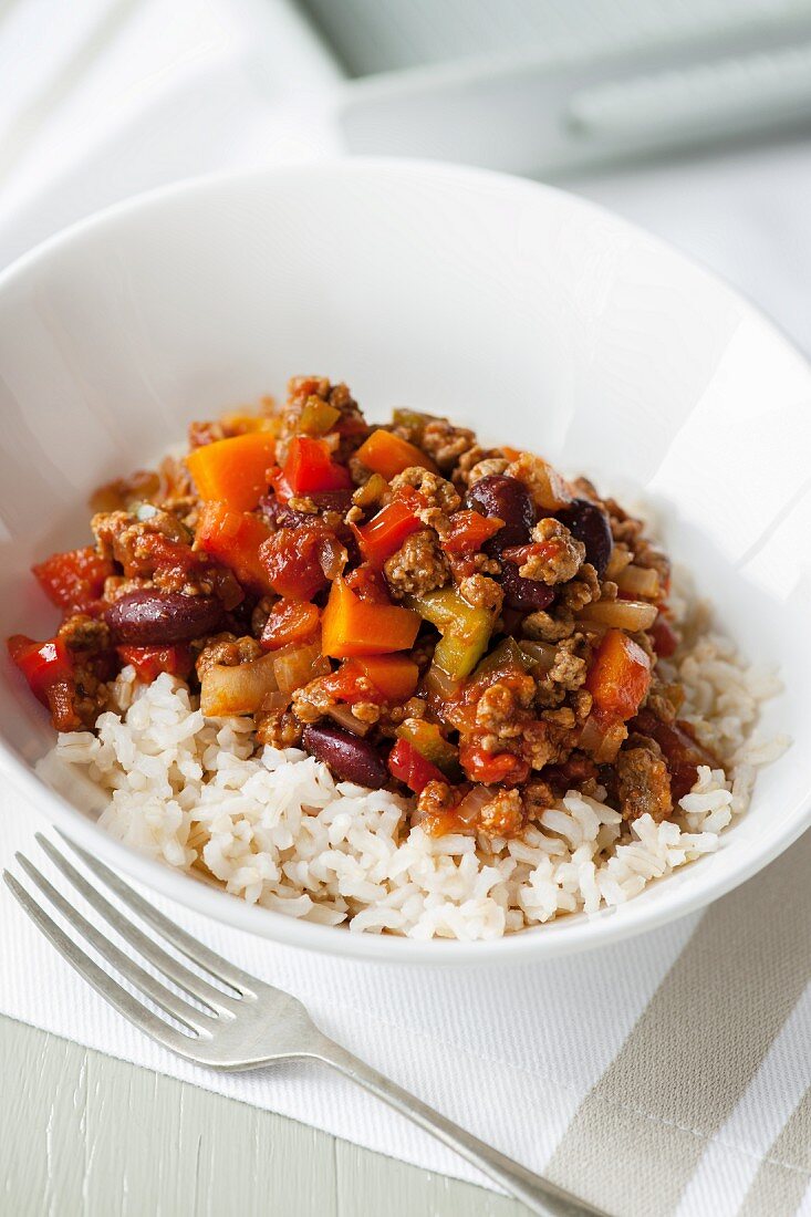 Vegetable chilli with rice