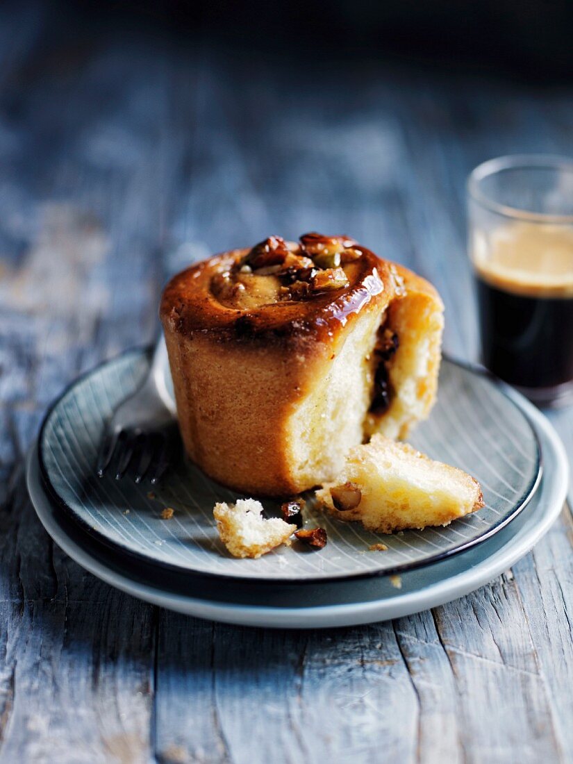 Apple and sour cream yeasted scrolls