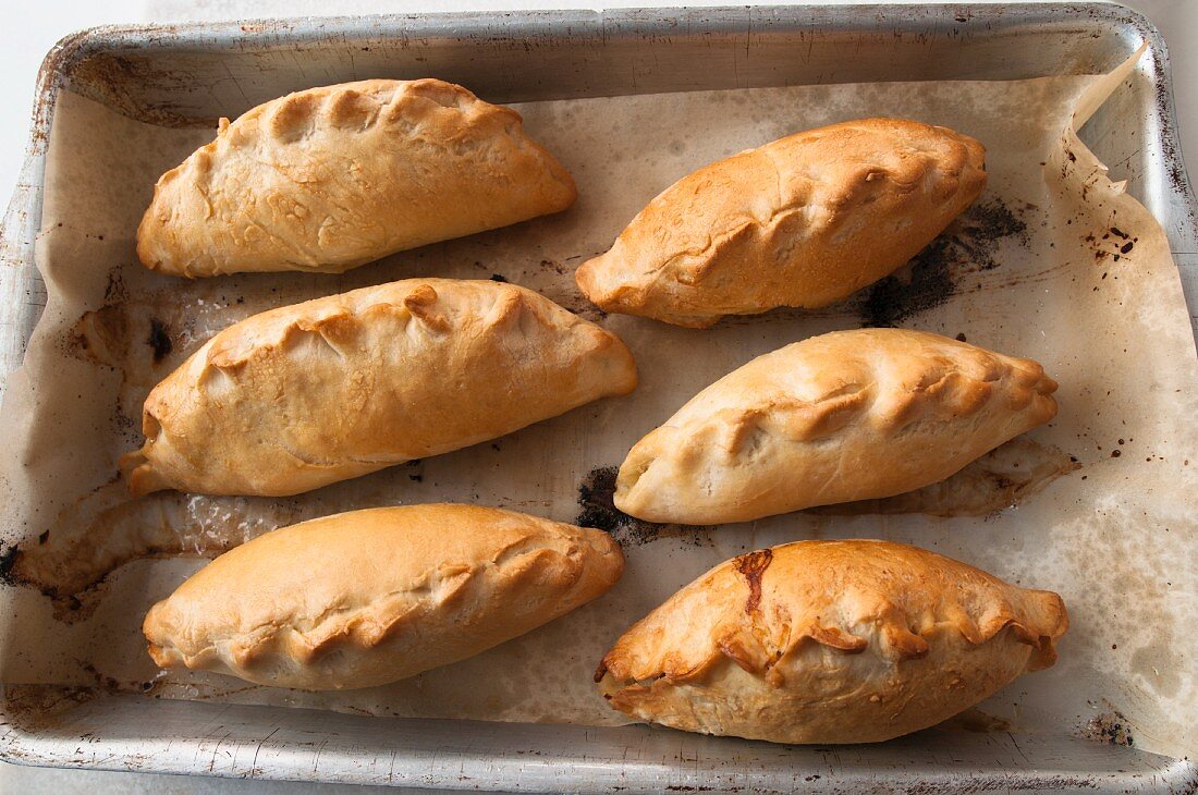 Kibiny (meat pasties, Eastern Europe)