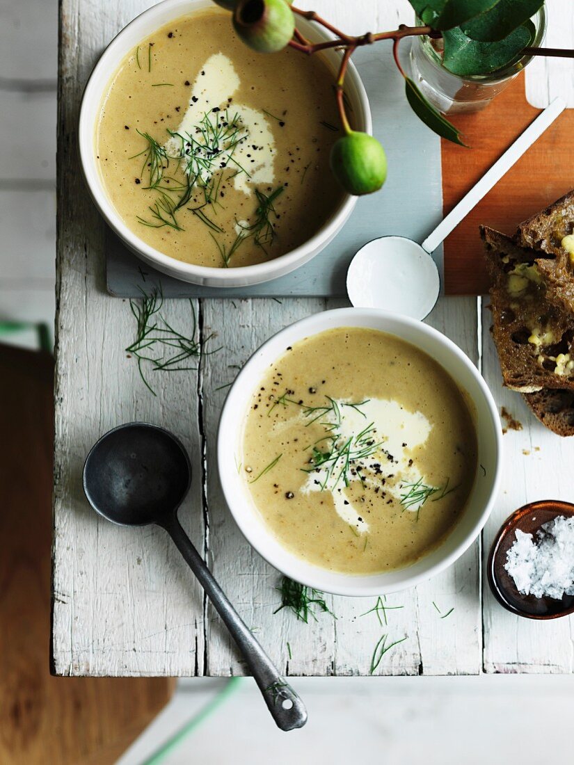 Cream of fennel and potato soup