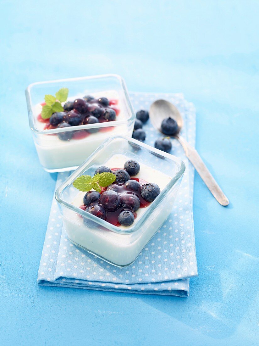 Panna cotta with blueberries