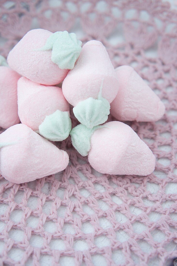 Marshmallows in Erdbeerform
