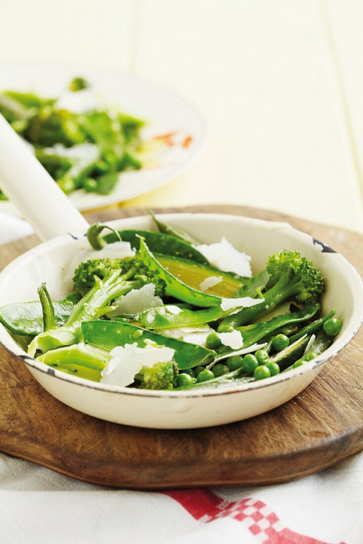 Steamed vegetables with a butter sauce