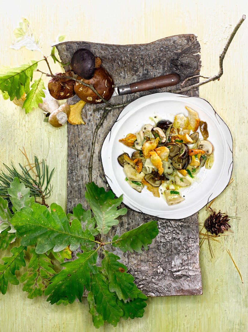 Autumnal mushroom salad with orange vinaigrette