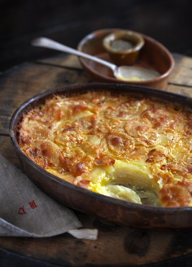 Turnip gratin in a baking tin