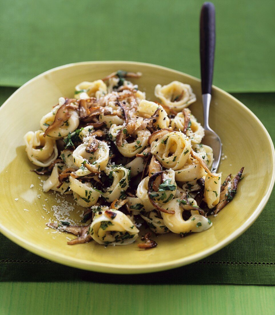 Tortellini with mushrooms, herbs and Parmesan cheese