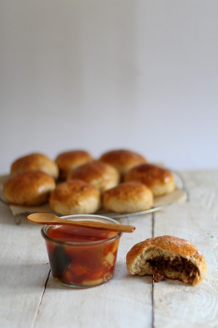 Tomato soup with bread rolls