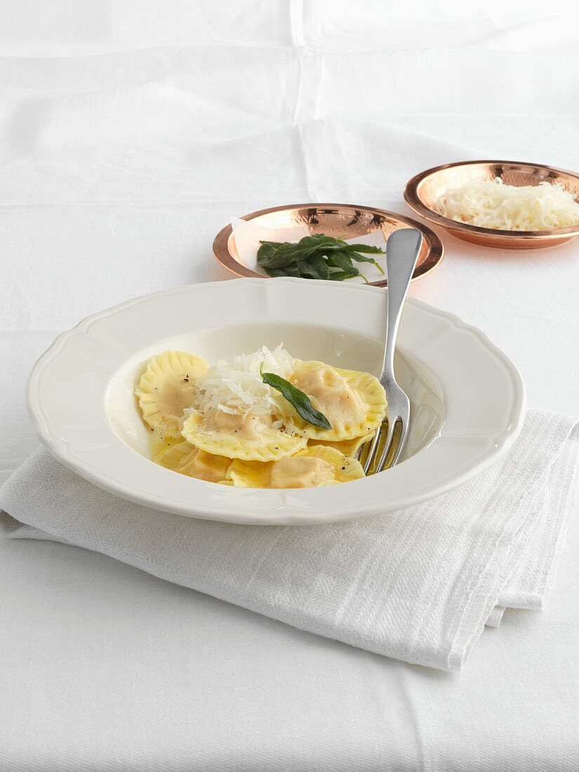 Tortelli di patate with sage and cheese