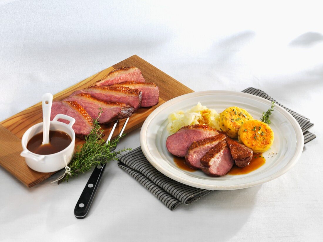 Duck breast with thyme jus and fried potatoes