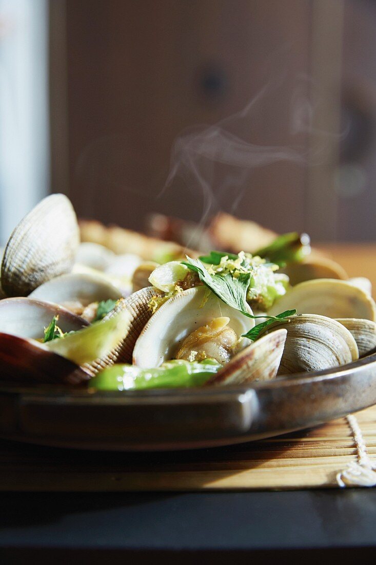Steamed clams with herbs