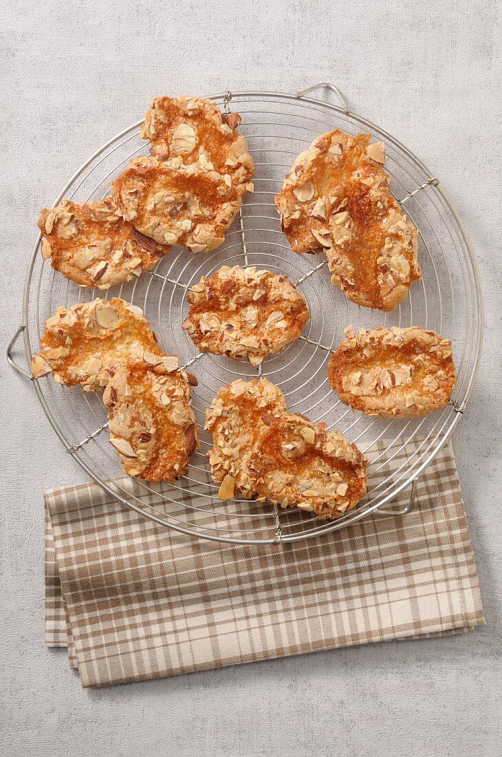 Almond biscuits on a wire rack (seen from above)