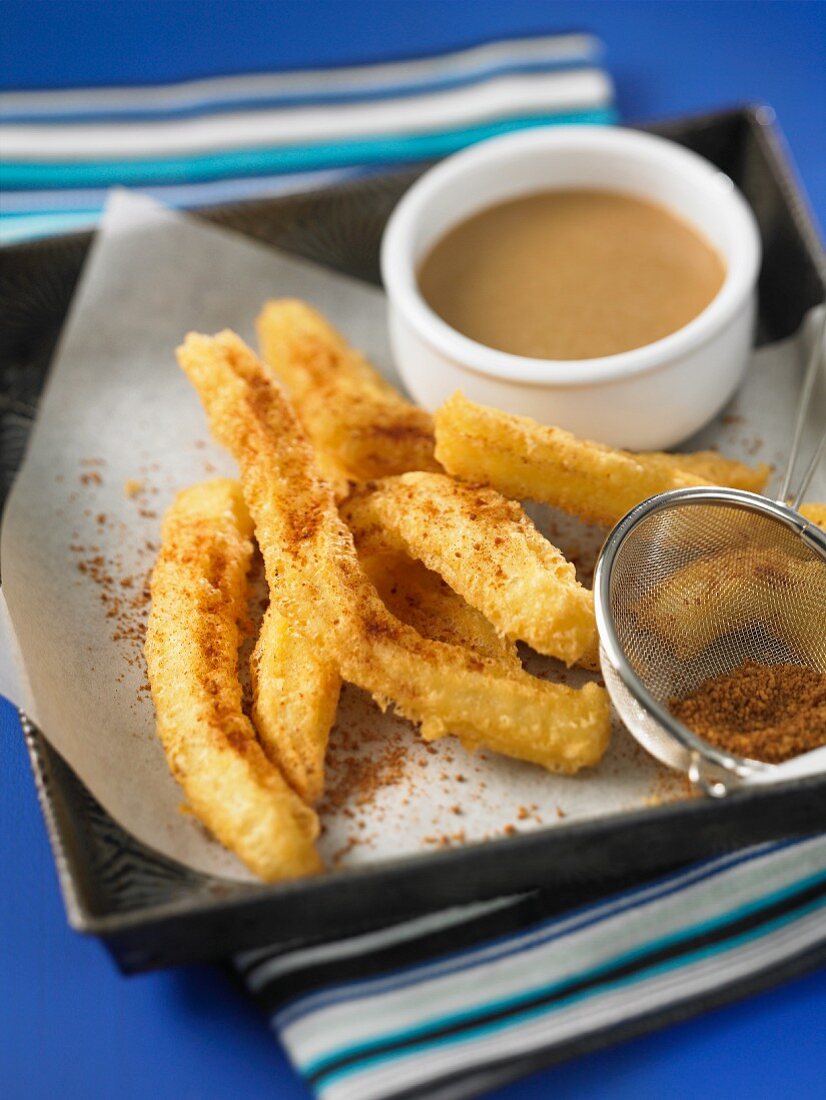 Churros mit Zimt und Kokoszucker (Mexiko)