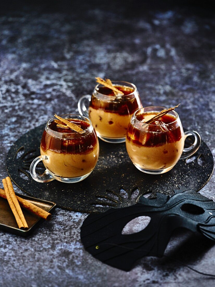 Winter punch with cinnamon