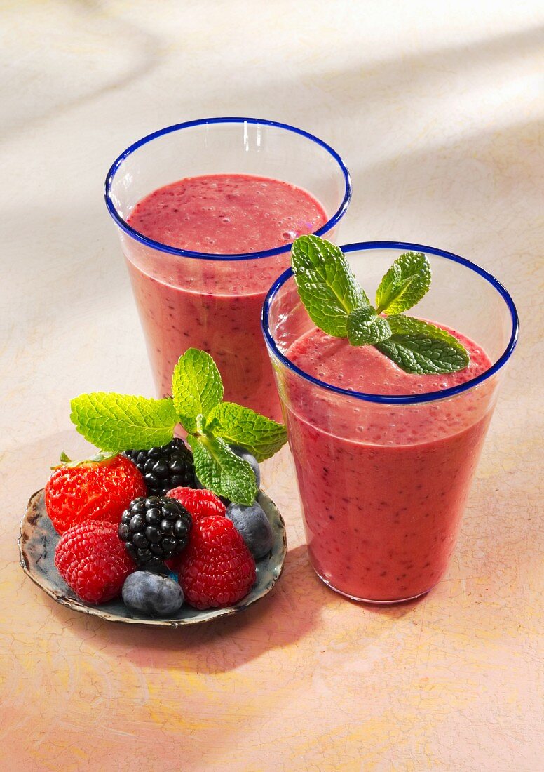 A wake-up smoothie made with banana, berries and yoghurt