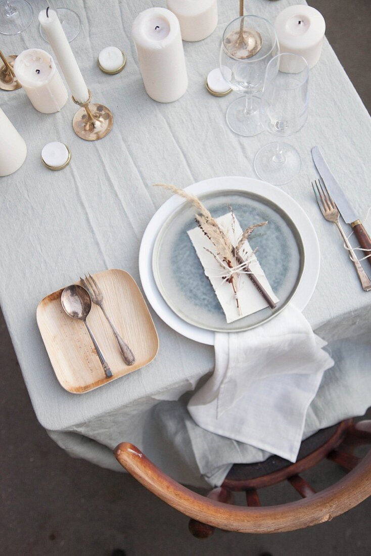 Rustic place setting with natural materials