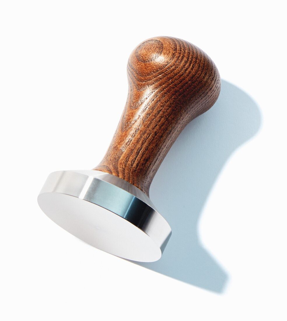 Oak-handled tamper for coffee machine