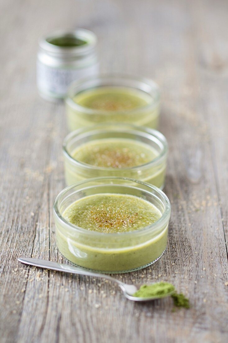 Green tea crème brûlée