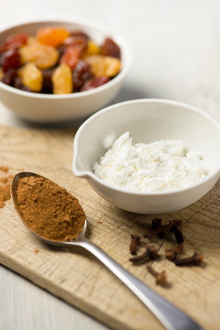 Spices, cream cheese and dried fruits