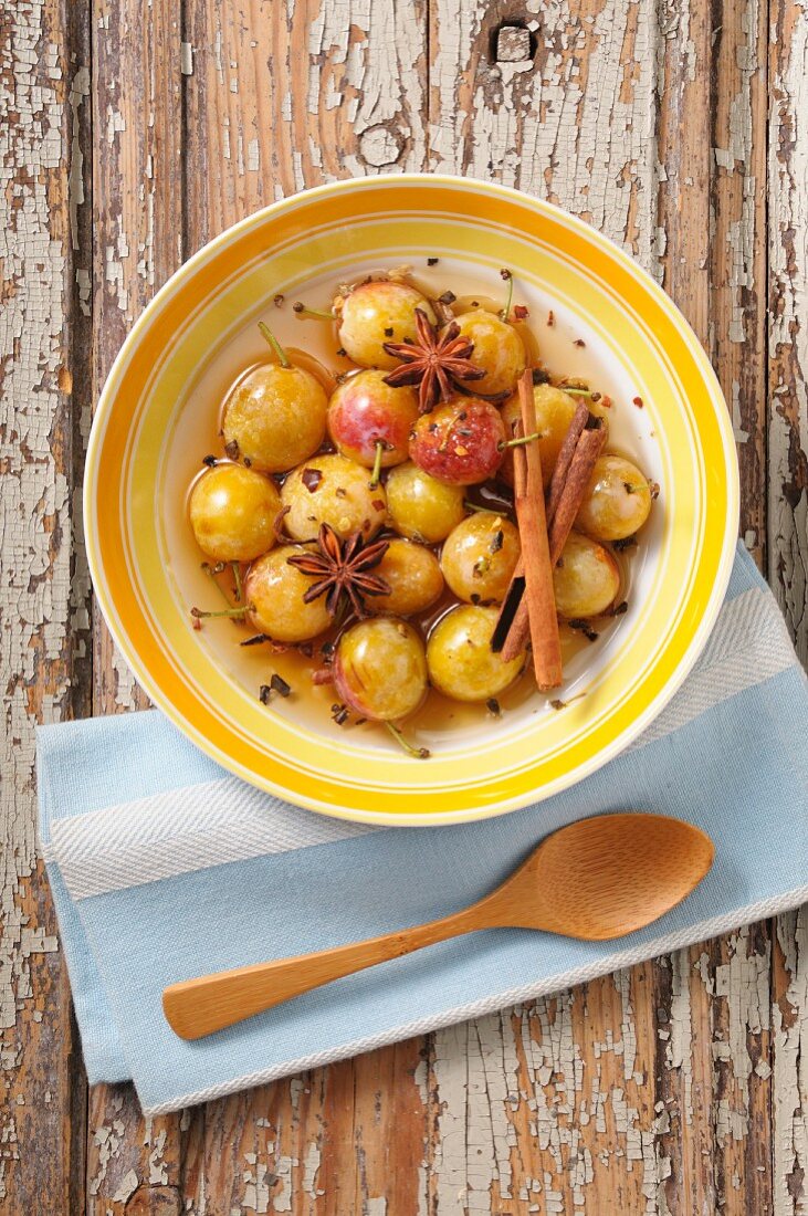 Spicy mirabelle plum fruit salad